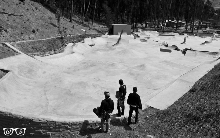 Pura-Pura - Skating the World's Highest Skate Park